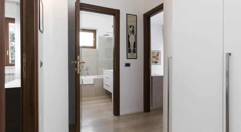 Omodeo Halldis Apartment