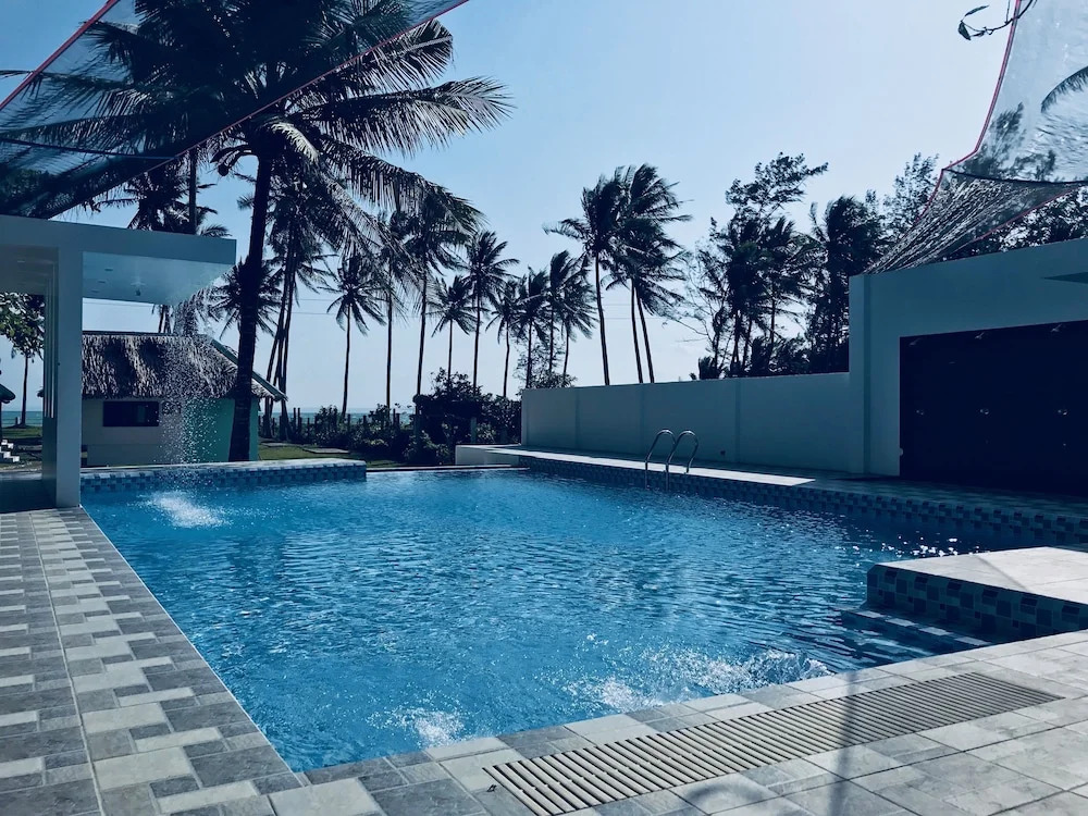 Golden Vine Beach Resort