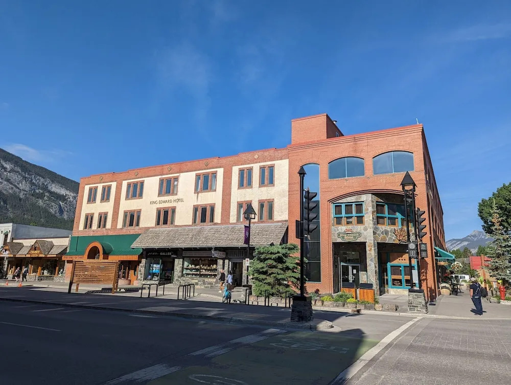 King Edward Hotel