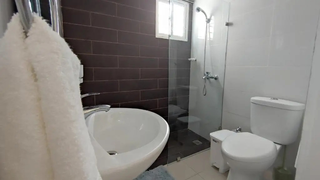 Gated Community with 24/7 Security Pool Fast Wifi