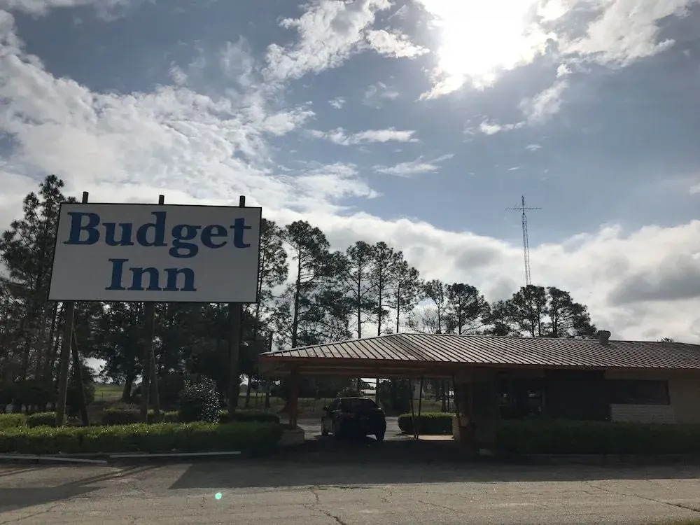 Budget Lakeview Inn