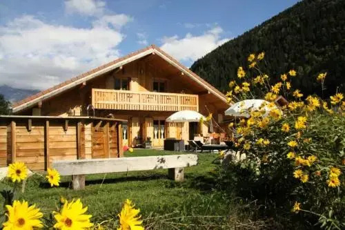 Chalet 7 Pers. Avec Piscine Commune 69020