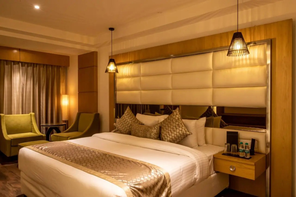 The Pristine Hotel Kanpur