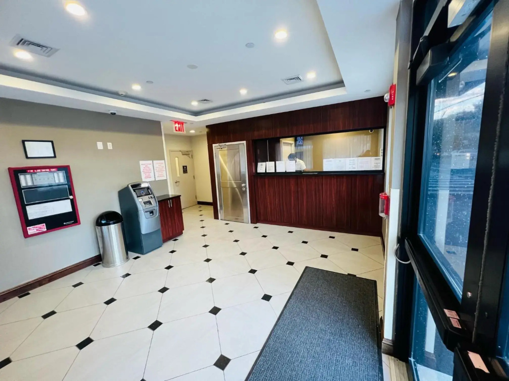 Rockaway Hotel