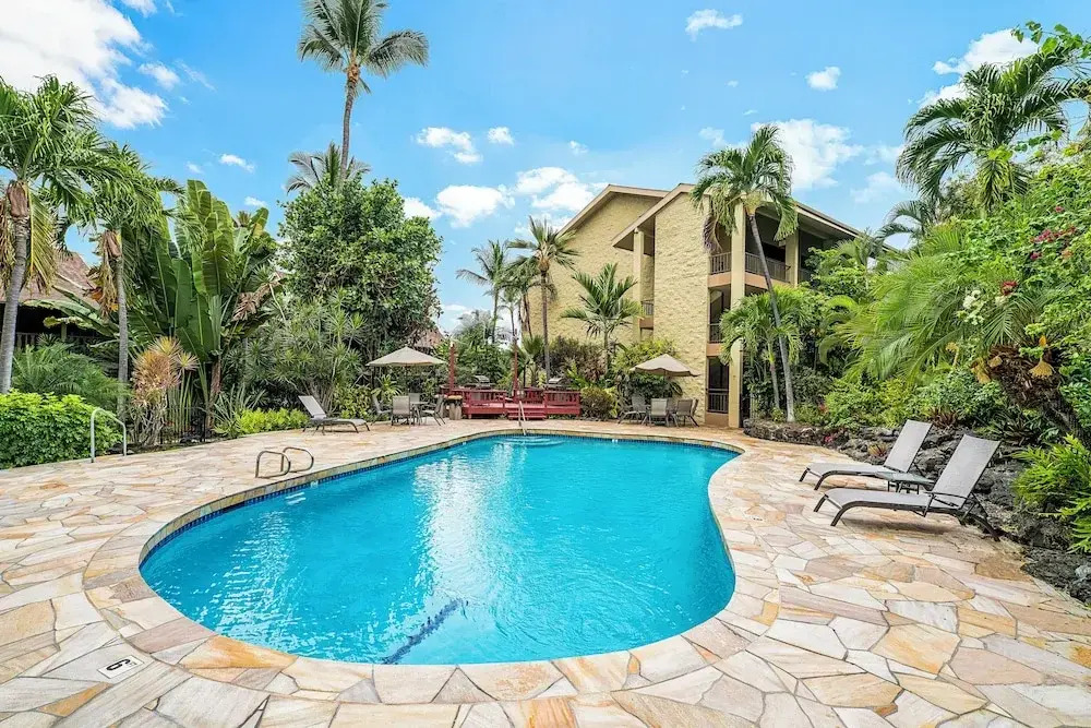 Kalanikai 118 Highly Walkable!