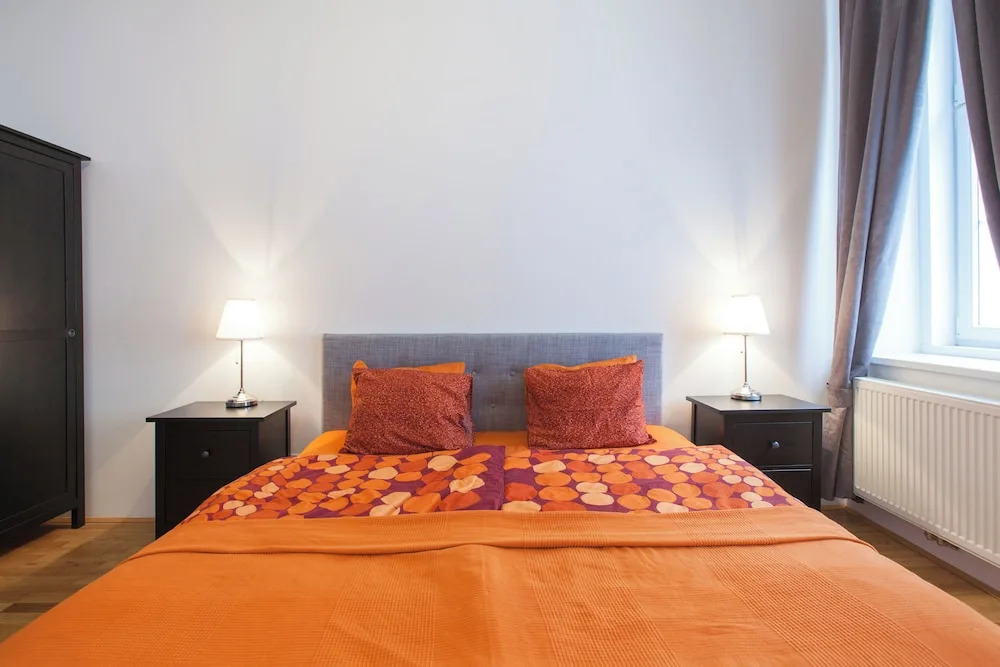 Apartment Theresiengasse Check in 15h to 22h Only