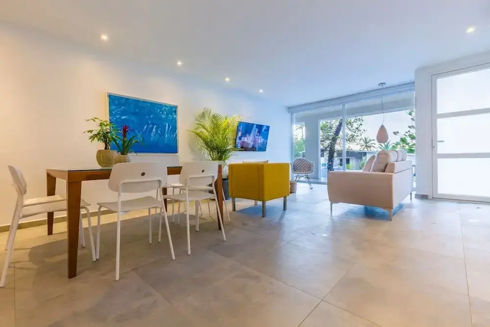 Boca Catalina 2bd 2bt Apt 1