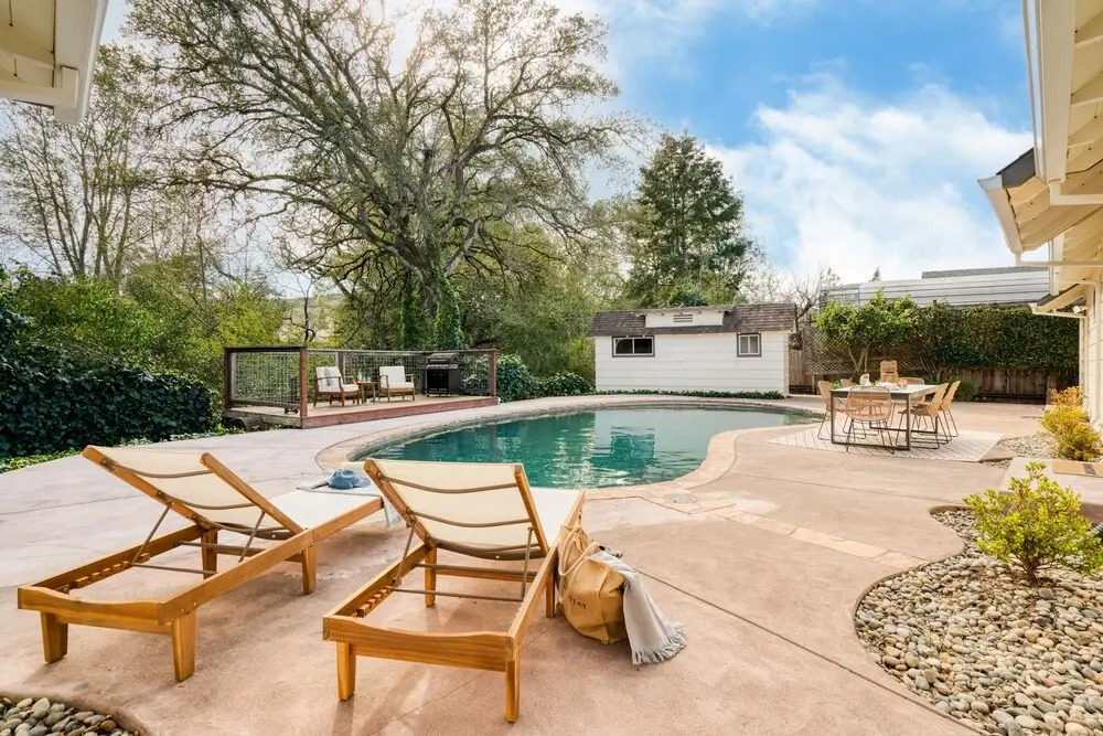 Carrillo by Avantstay Powerful Santa Rosa Getaway in Wine Country!