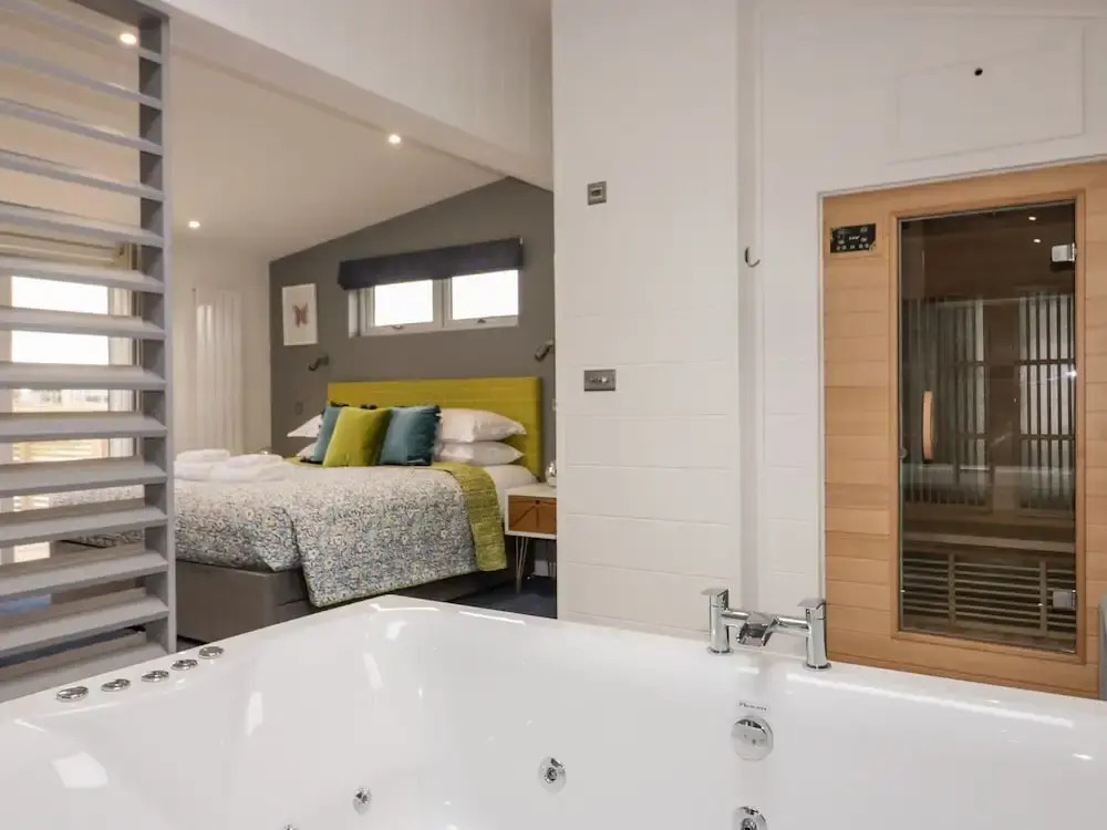 19 Meadow Retreat