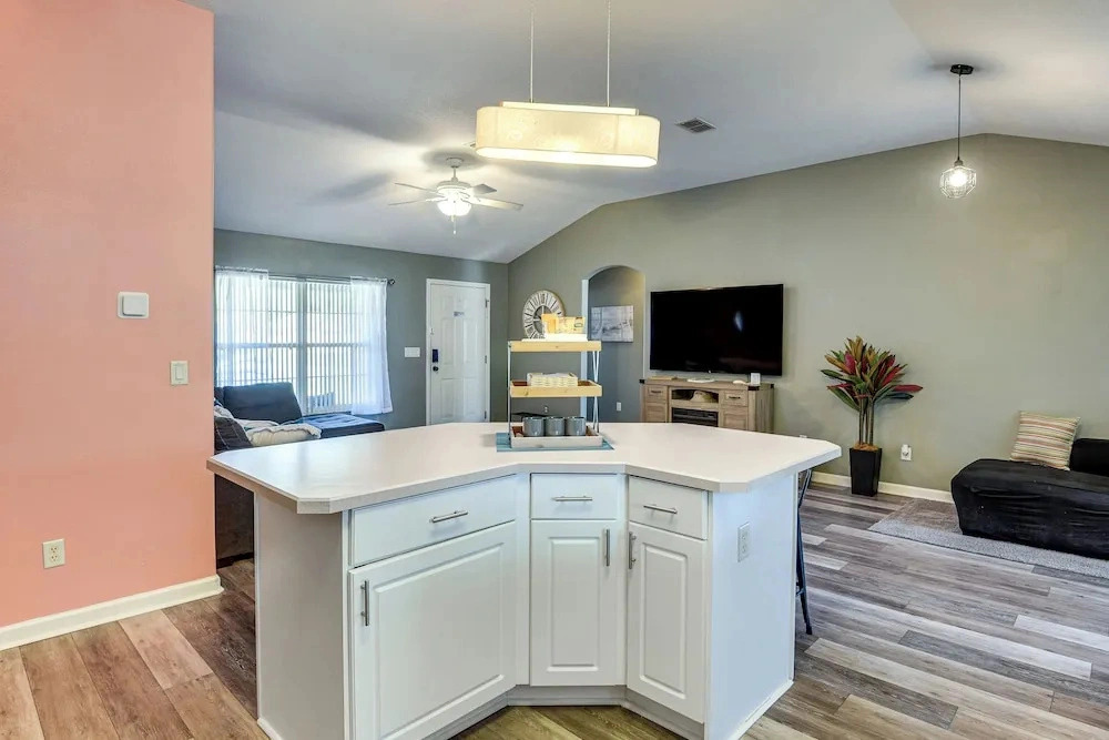 Patio & Poolside Relaxation! Palm Coast Getaway