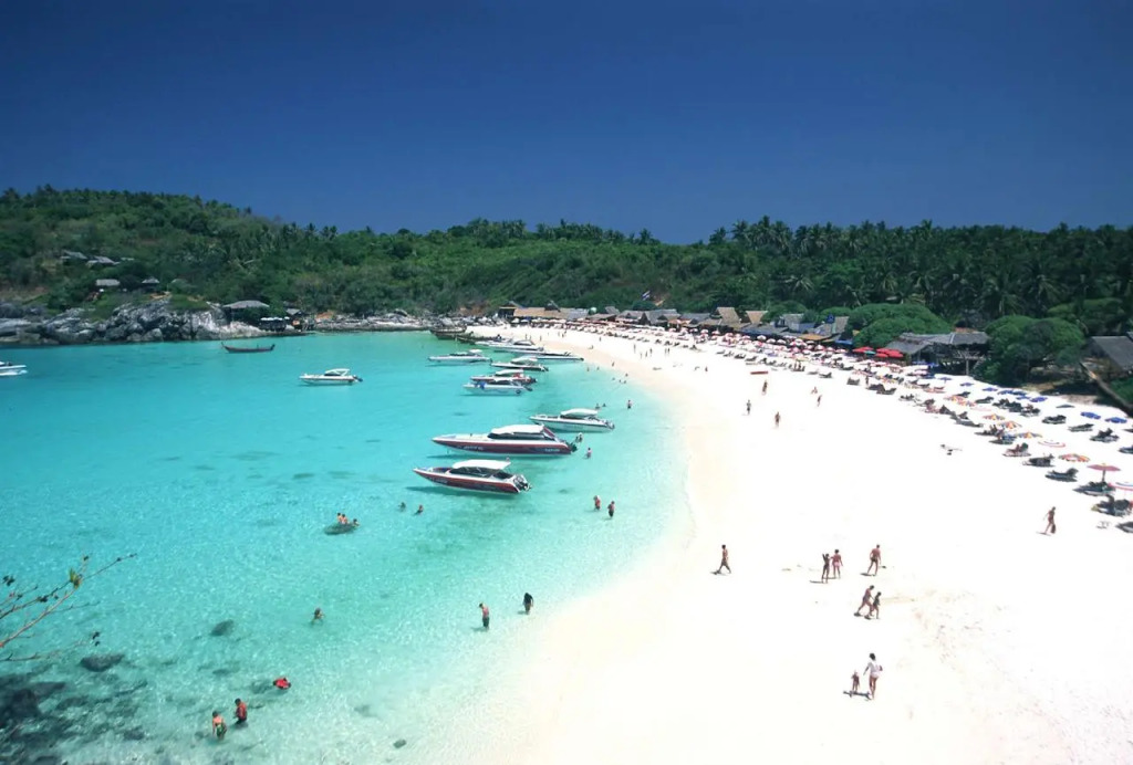 Easy Planet Phuket Patong