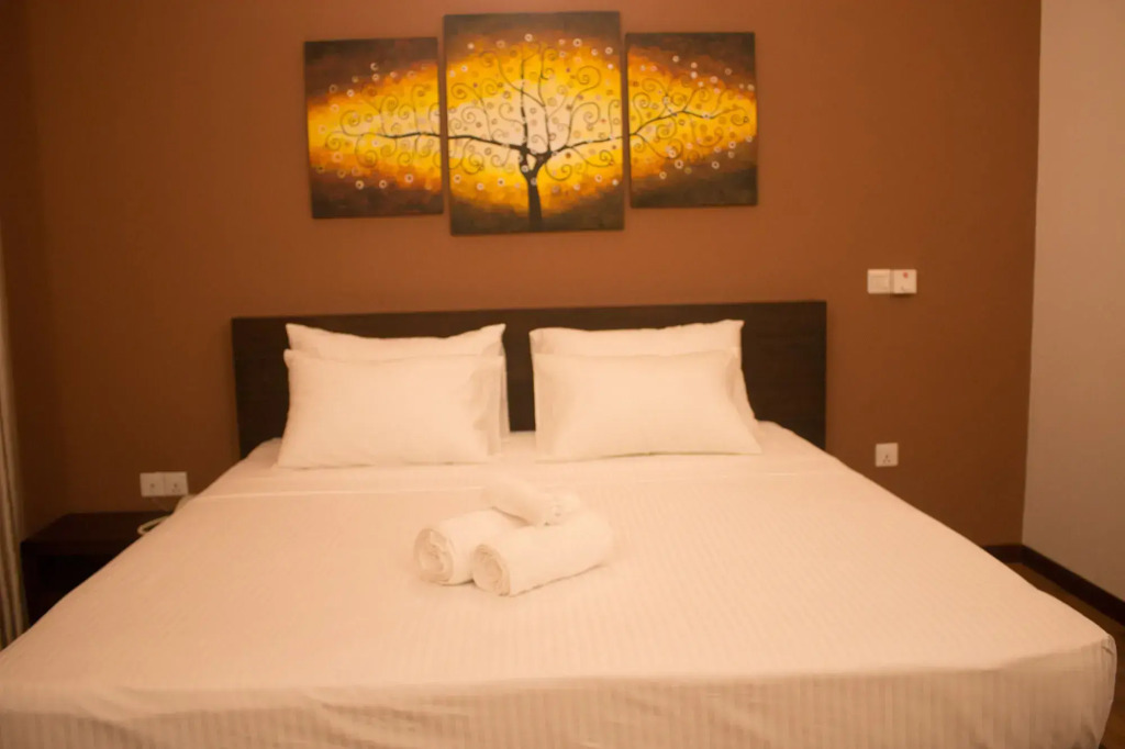 The Suite 262