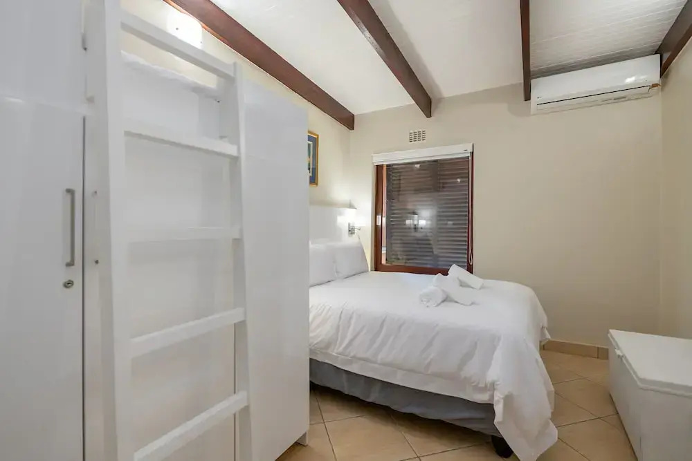 San Lameer Villa Rentals 2851