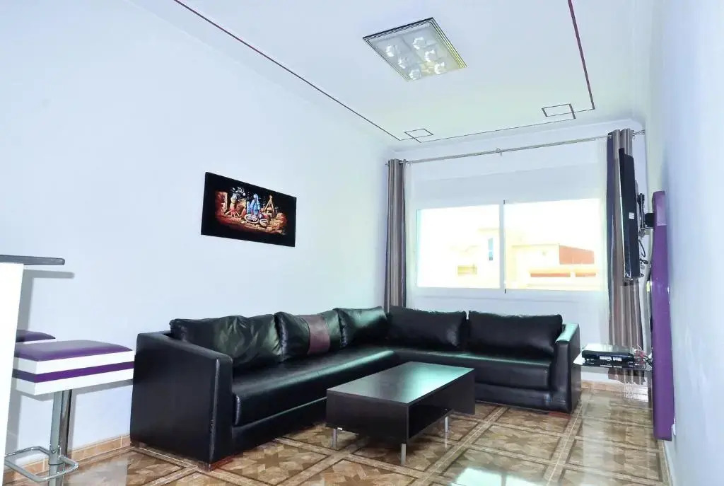 Appartement 2 chambres tout confort, Plage de SAÏDIA à 700m, CLIM, WIFI, parking gratuit
