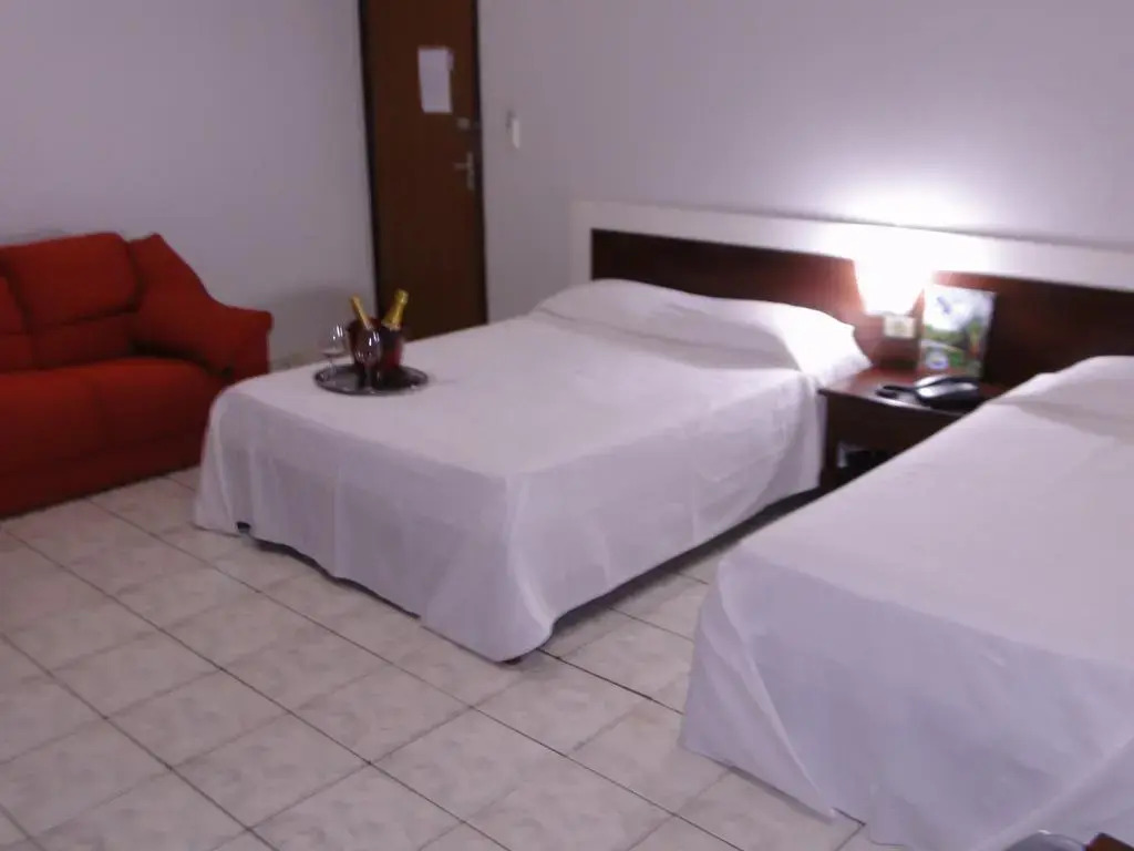 Schalom Hotel