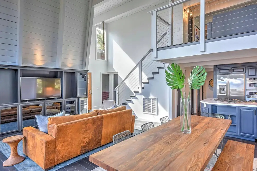 10 Mi to Skiing: Tahoe City A-Frame Home