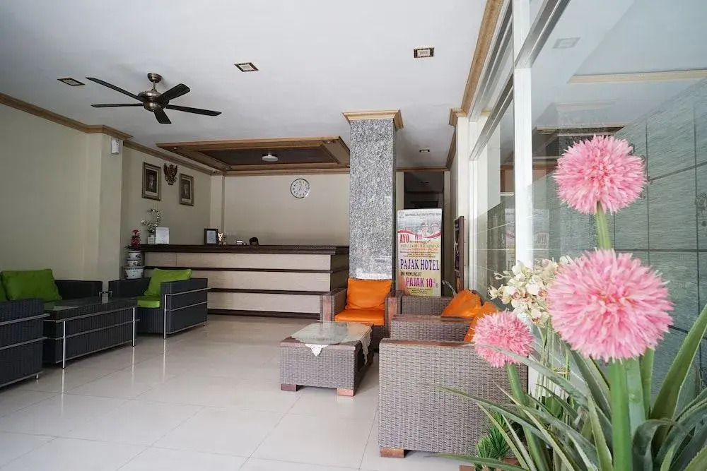 OYO 1647 Hotel Pavilliun 02