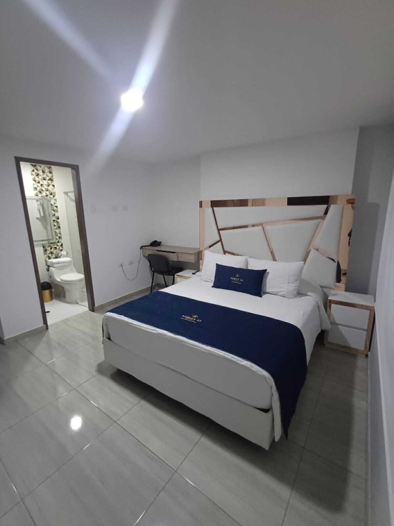 Street 55 Hotel