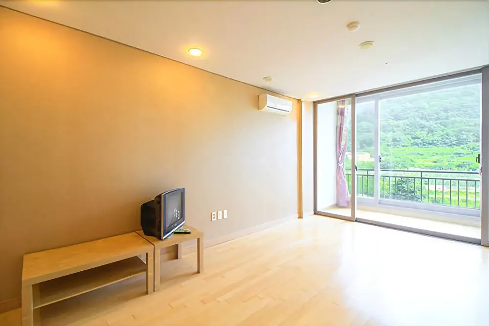 Yangsan Baegseong Eco View Pension
