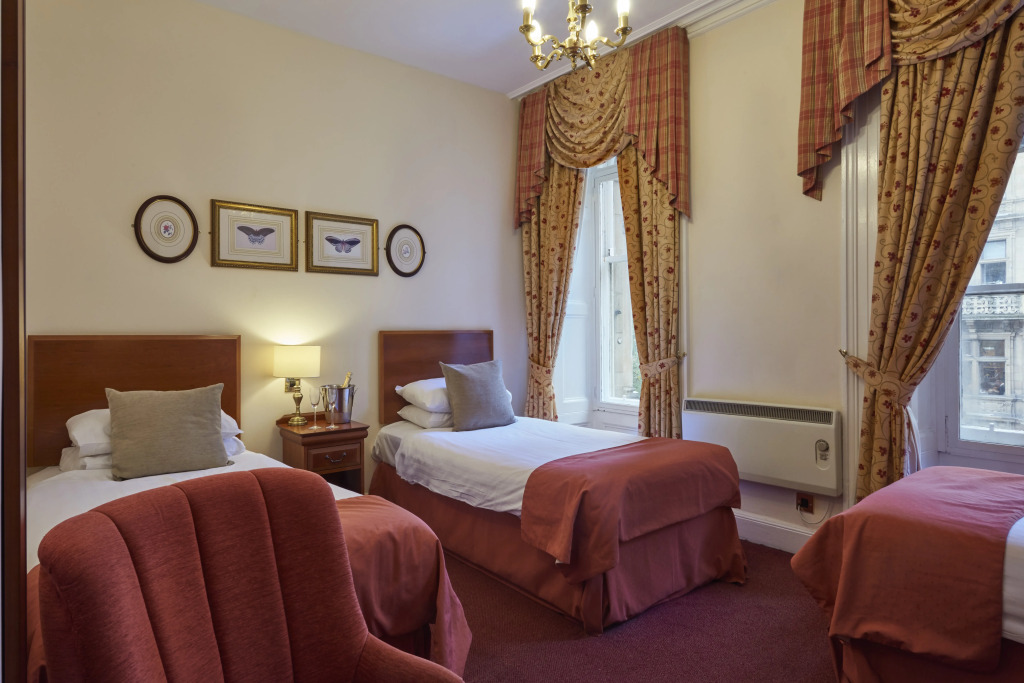 Old Waverley Hotel