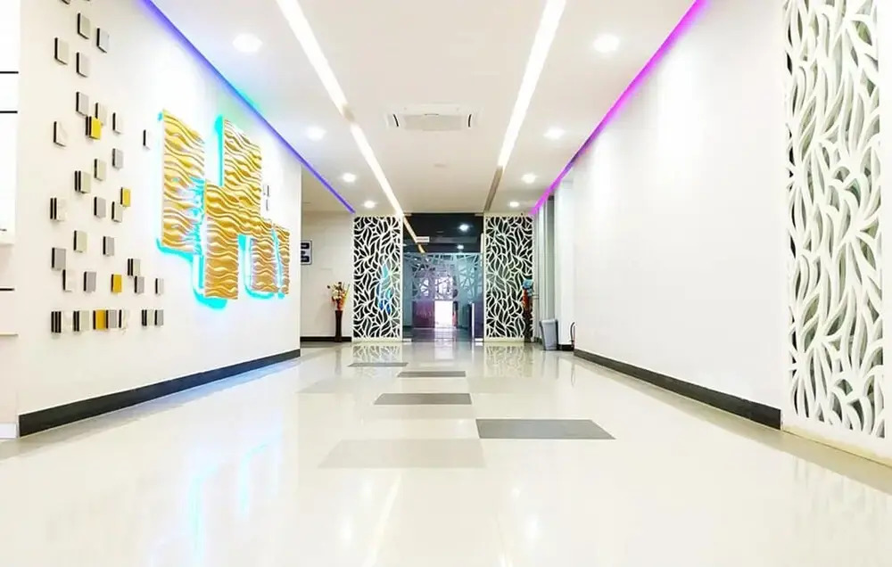 Hotel Khan Palace