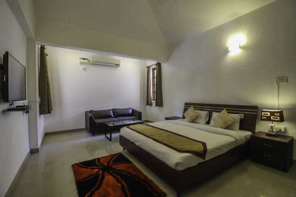 OYO Home 10748 Modern 1BHK Villa Sangolda