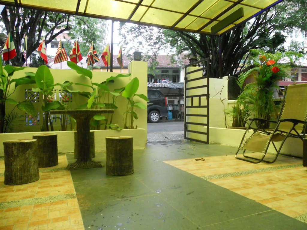 Checkmate Guest House