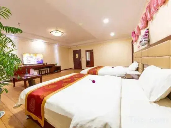 Weinan Huiou Collection Hotel