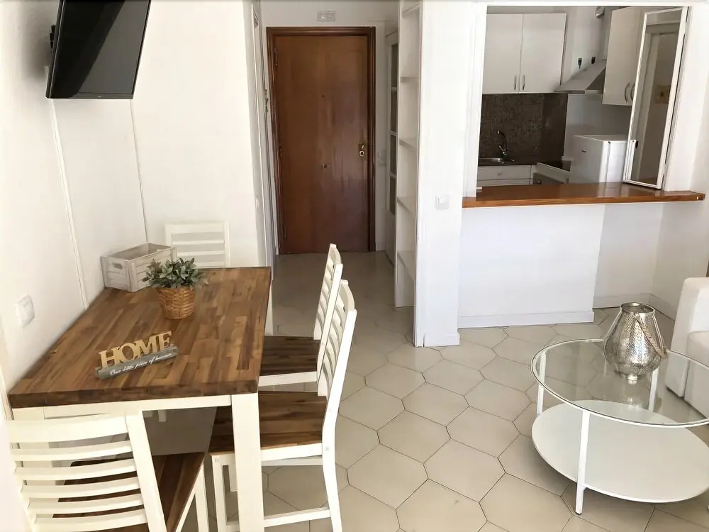 T&H Novelty 115 Family Apartment Salou