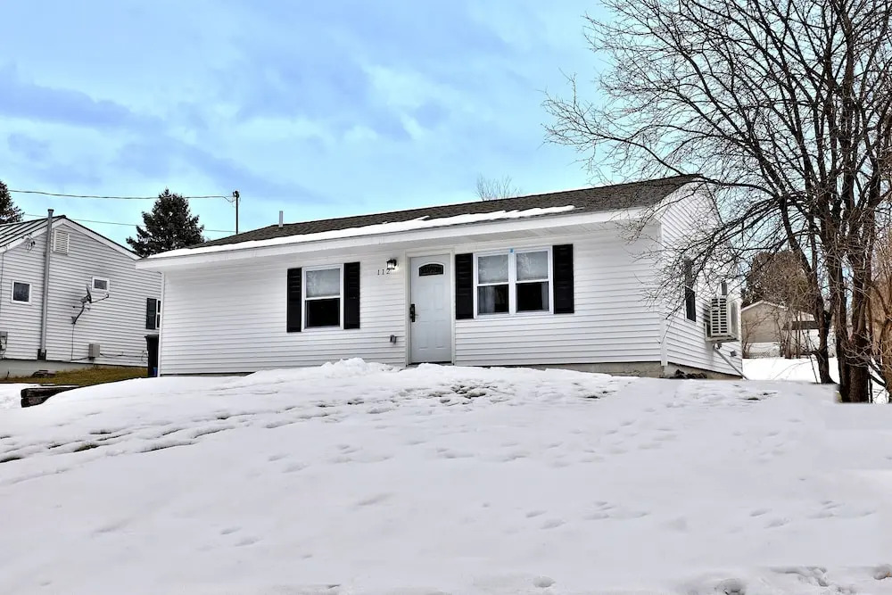 Rutlands Hidden Gem- 2 BR 1BA Renovated Home Close to Everything home