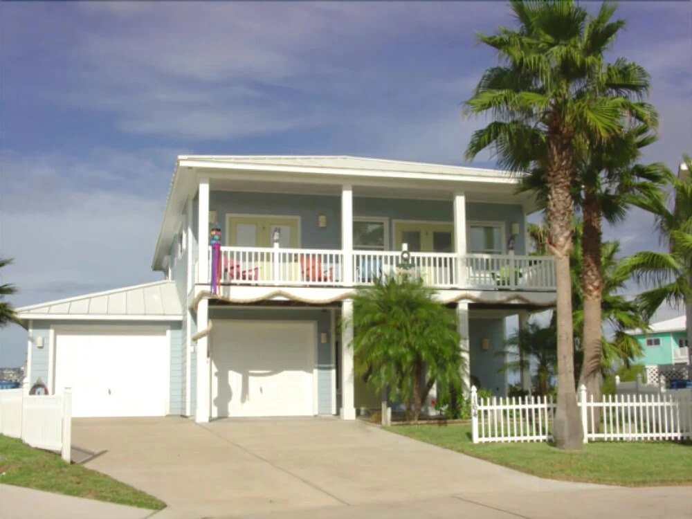 The Papaya House Rs164 3 Bedrooms 3 Bathrooms Home
