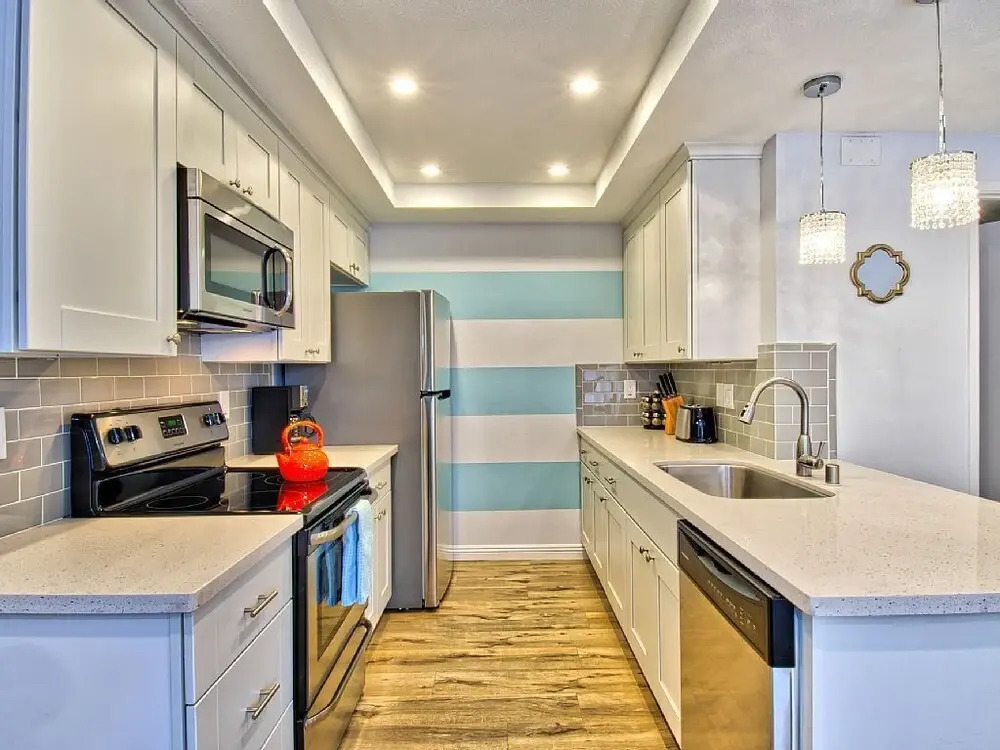 Suite Escapes 10 3 Br Condo