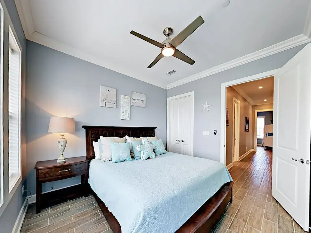 Bright and Beachy Port Aransas Condo by RedAwning