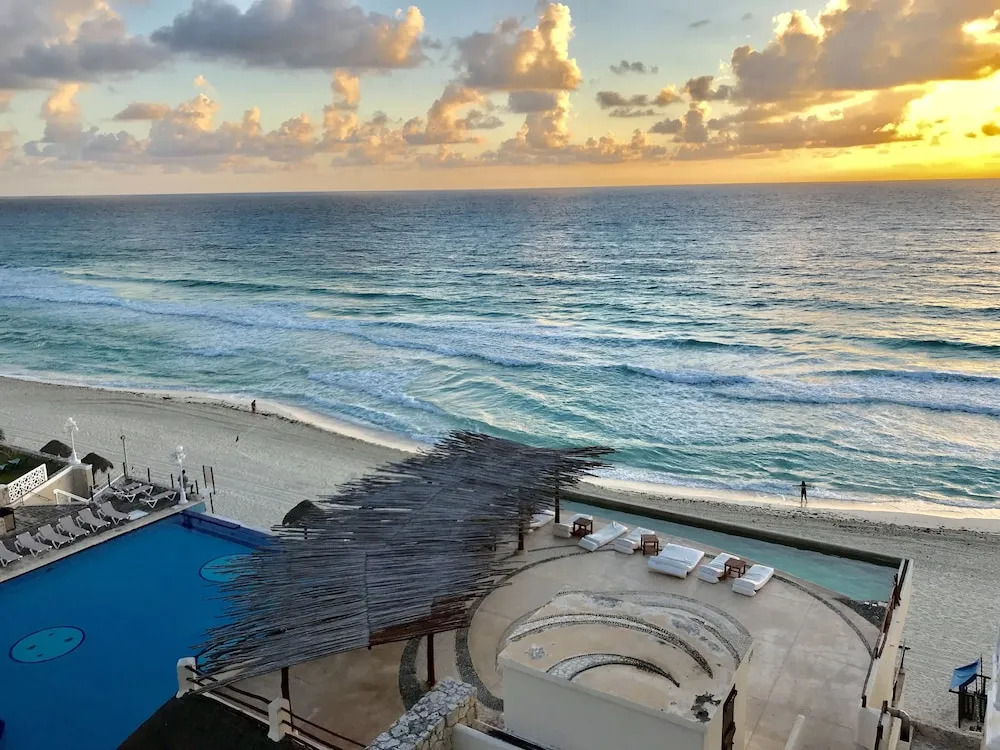 BOF Apartments Cancun