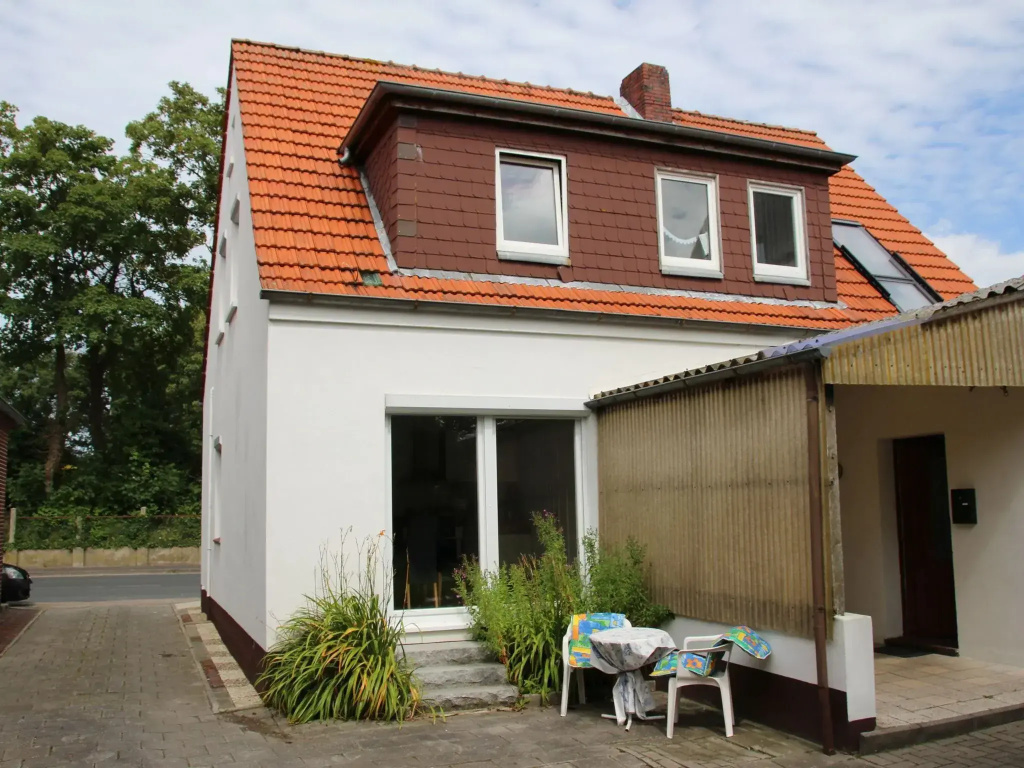 Apartment in Carolinensiel Near the Restaurants