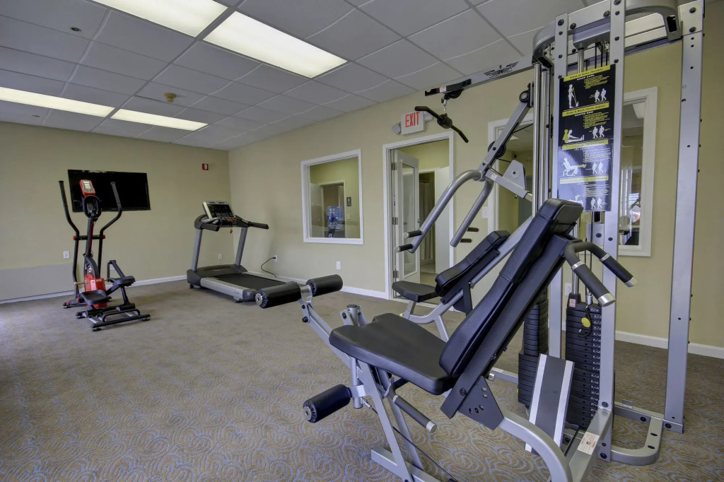 Coastal Palms Inn and Suites