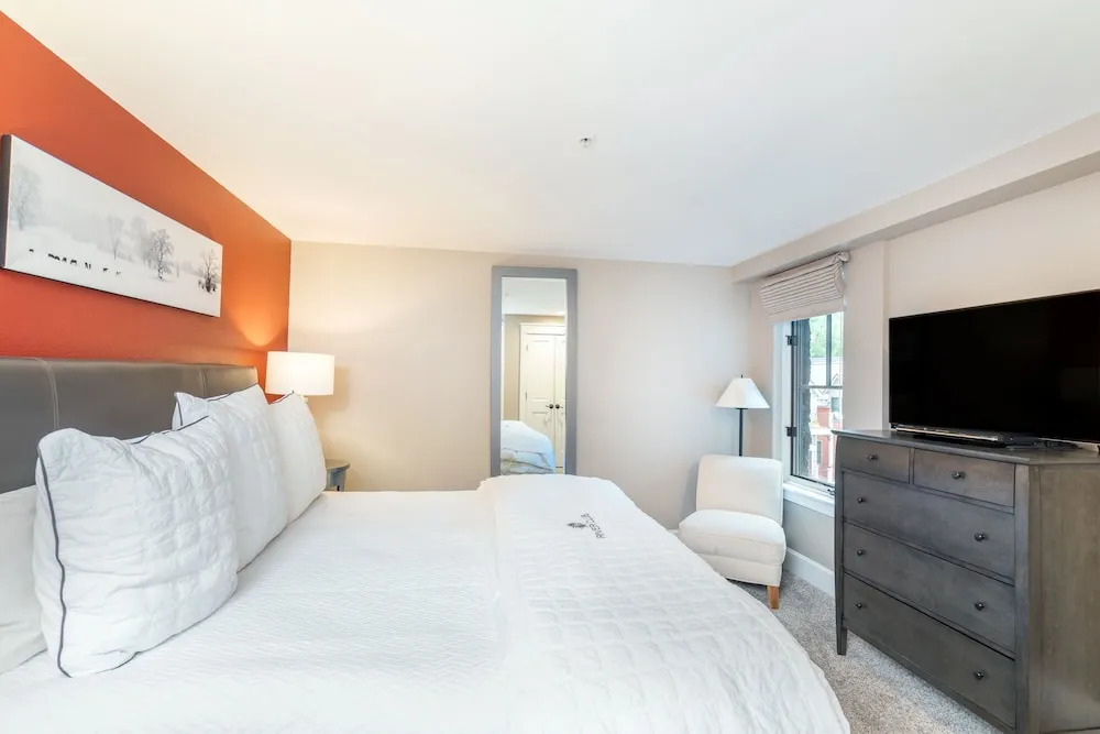 River Club 303 3 Bedroom Condo by Alpine Lodging Telluride