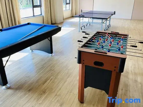 Jiushun Holiday Hotel