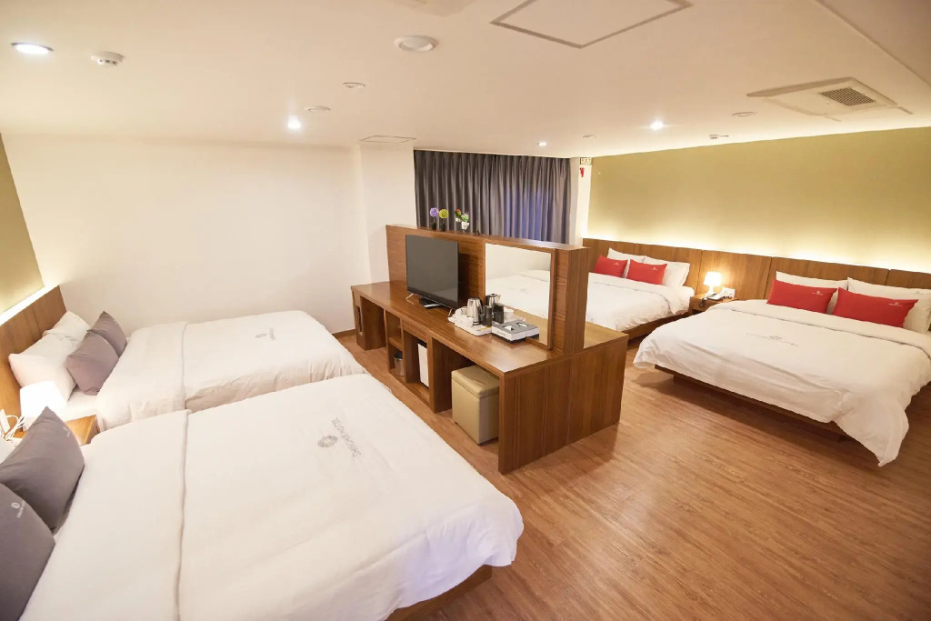 Shin Shin Hotel
