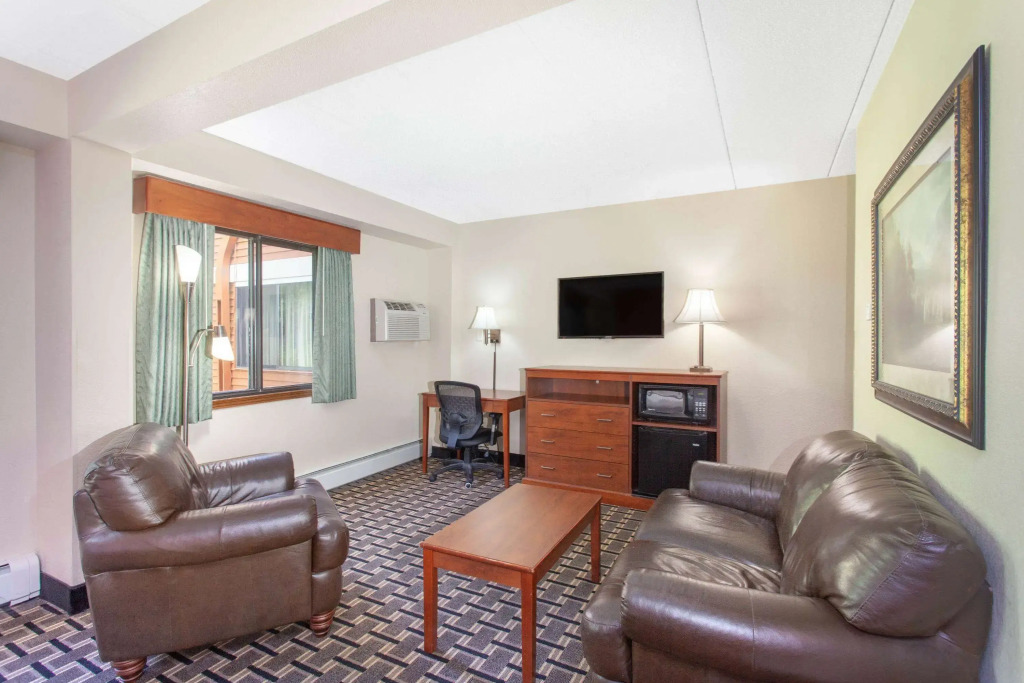 AmericInn by Wyndham Cloquet
