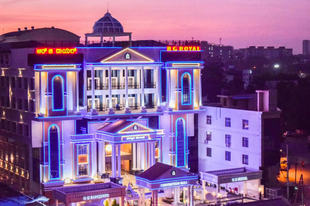 Rg Royal Hotel