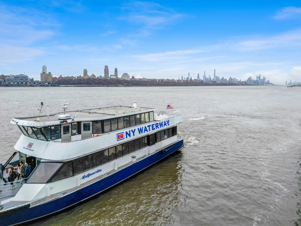 Homewood Suites by Hilton Edgewater-NYC Area