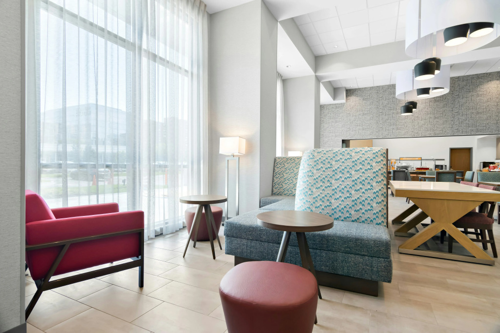 Hampton Inn & Suites Chicago Medical District Uic