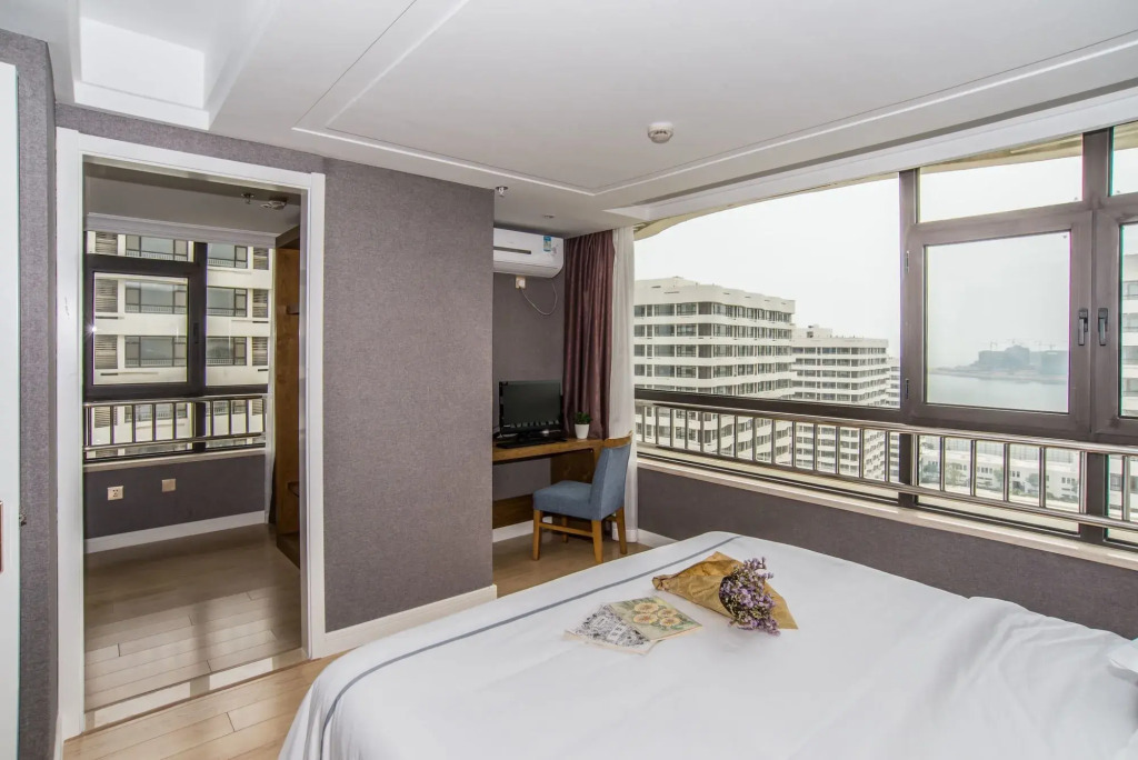 Qingdao Haiyue Home Resort Hotel