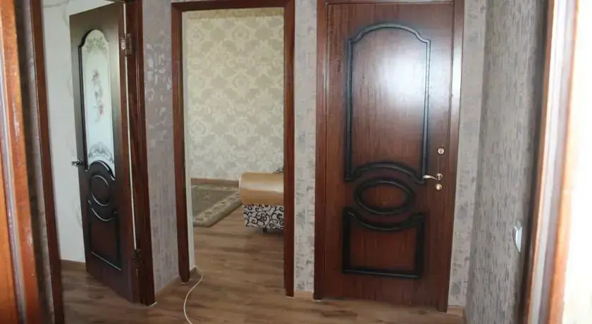 Houseroom J