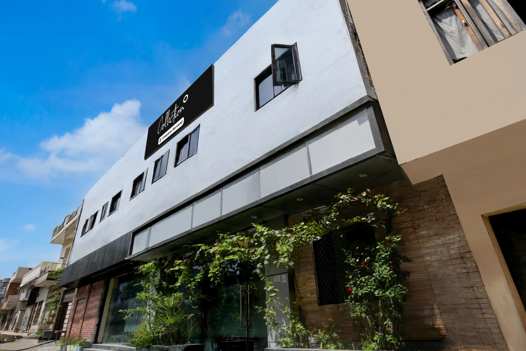 Hotel O Ishwar Nagar Near Golden Temple