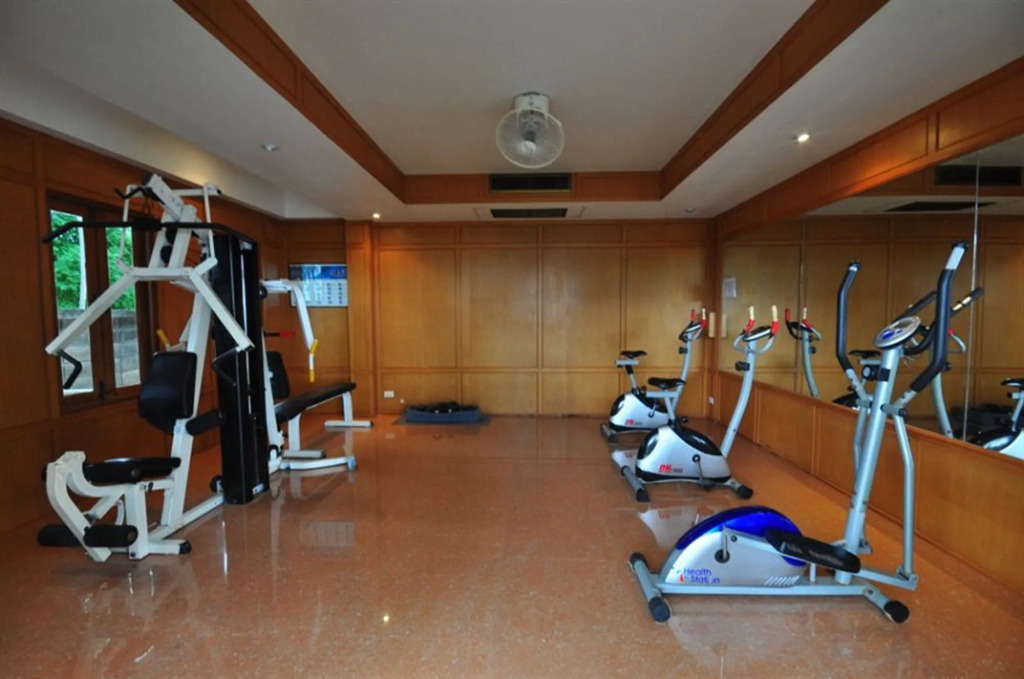 Coral Hotel Bangsaphan
