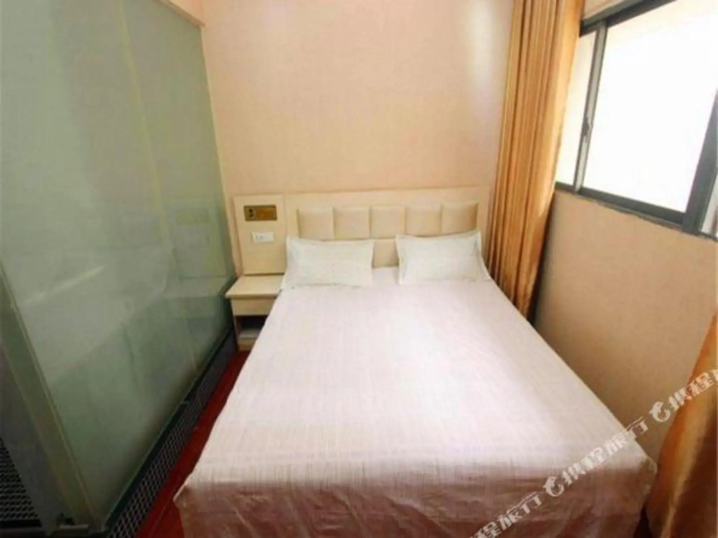 Shangchengshi Apartment