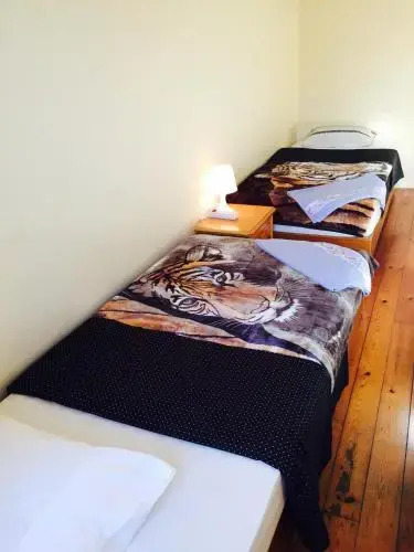 LisBangla Guest House