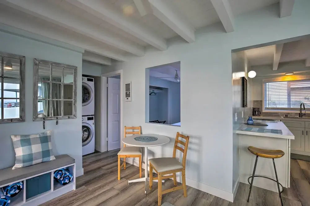 Chic Bay View Condo < 10 Miles to Dtwn San Diego!